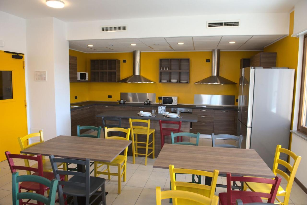 Corte Milano Роцано Екстериор снимка